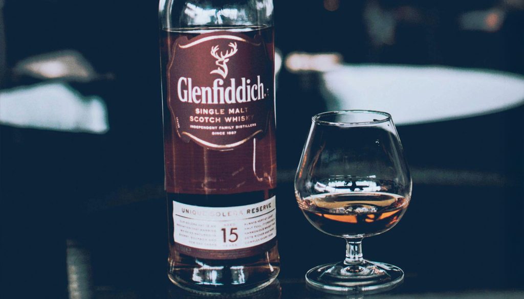 découvrez les 10 meilleures marques de whisky au monde à connaître avec ici Glenfiddich