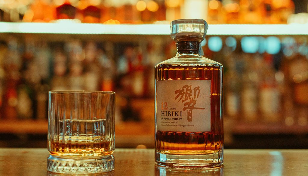 découvrez les 10 meilleures marques de whisky au monde à connaître avec ici Hibiki