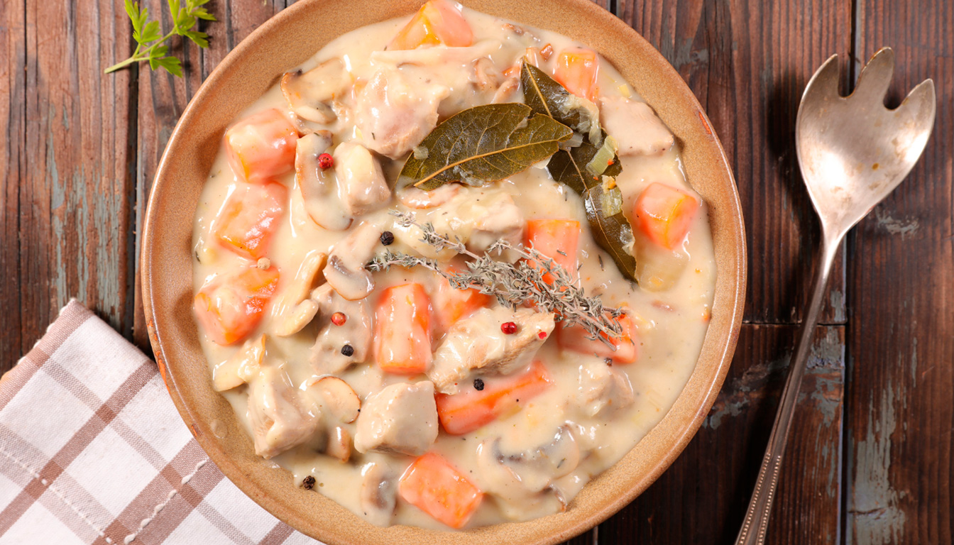 découvrez notre recette traditionnelle de blanquette de veau au vin blanc et poireaux, avec des étapes claires et des astuces pour réussir ce plat classique savoureux.