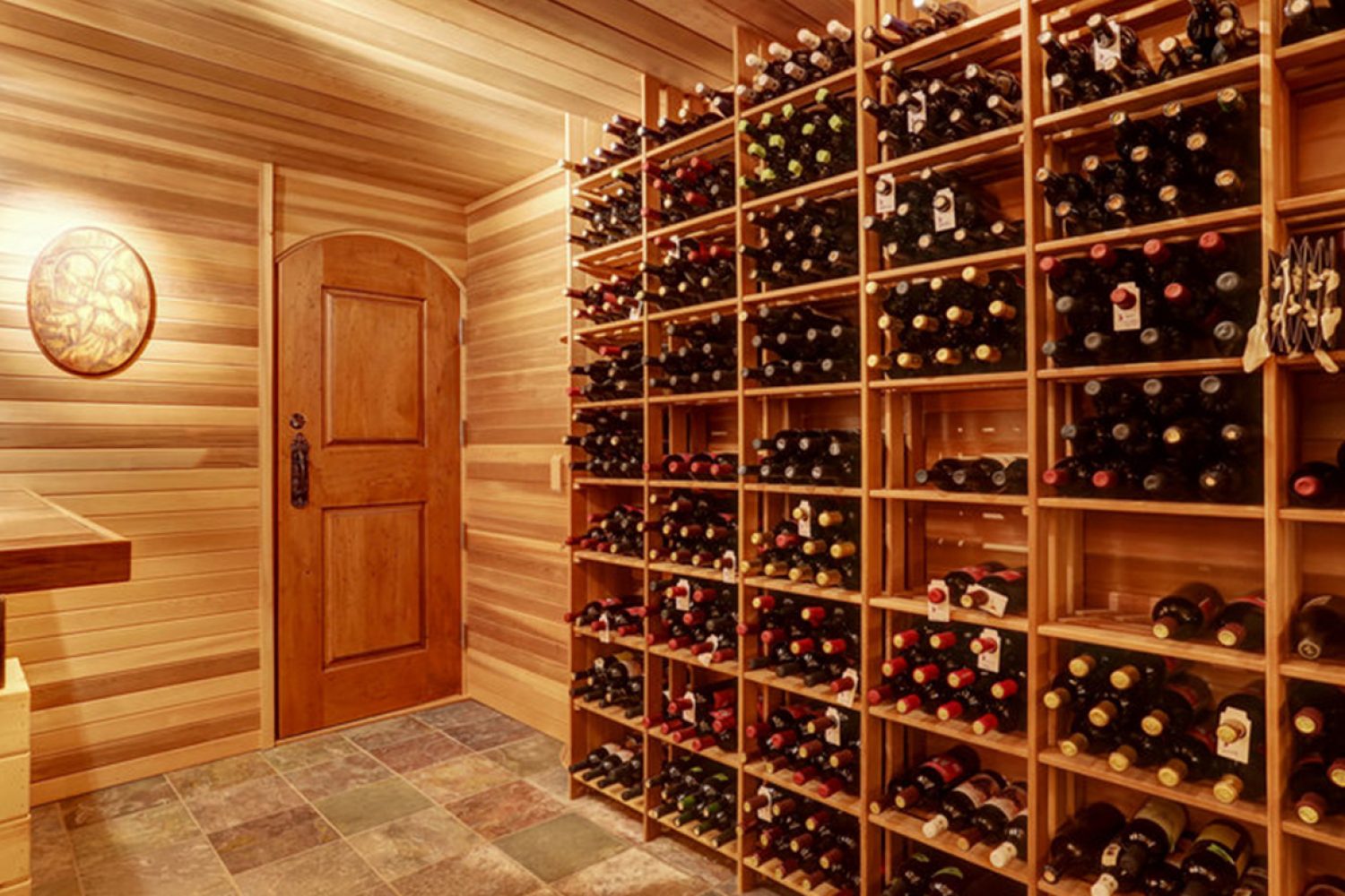 Comment bien choisir son logiciel de gestion de cave à vin ?