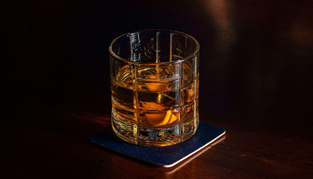 découvrez les prix actuels du whisky en espagne, les variations selon les régions frontalières, et des exemples de marques populaires pour mieux comparer les tarifs.