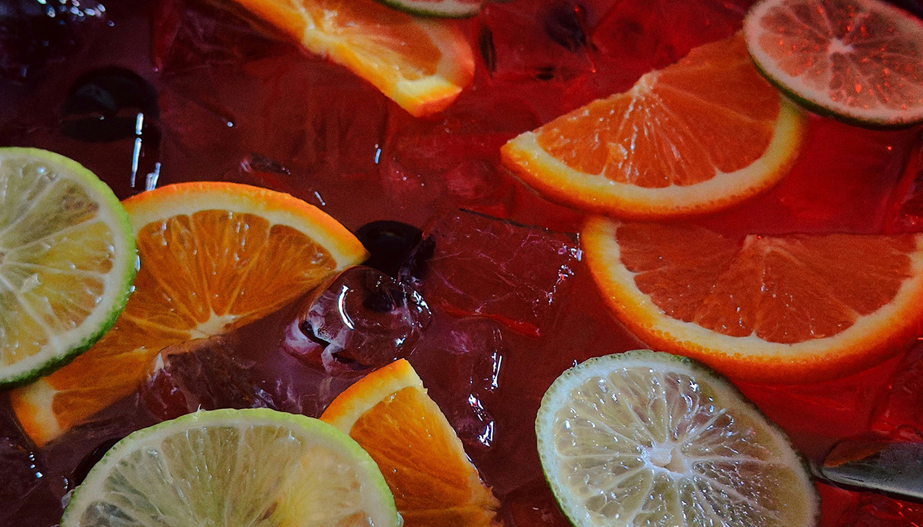 découvrez comment calculer précisément la quantité de rhum nécessaire pour 3 litres de punch avec nos conseils de dosage pour un équilibre parfait.