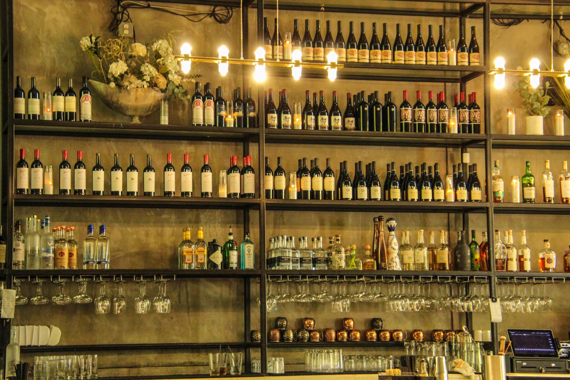 Bar à vin Paris 5 — intérieur bar à vin Paris