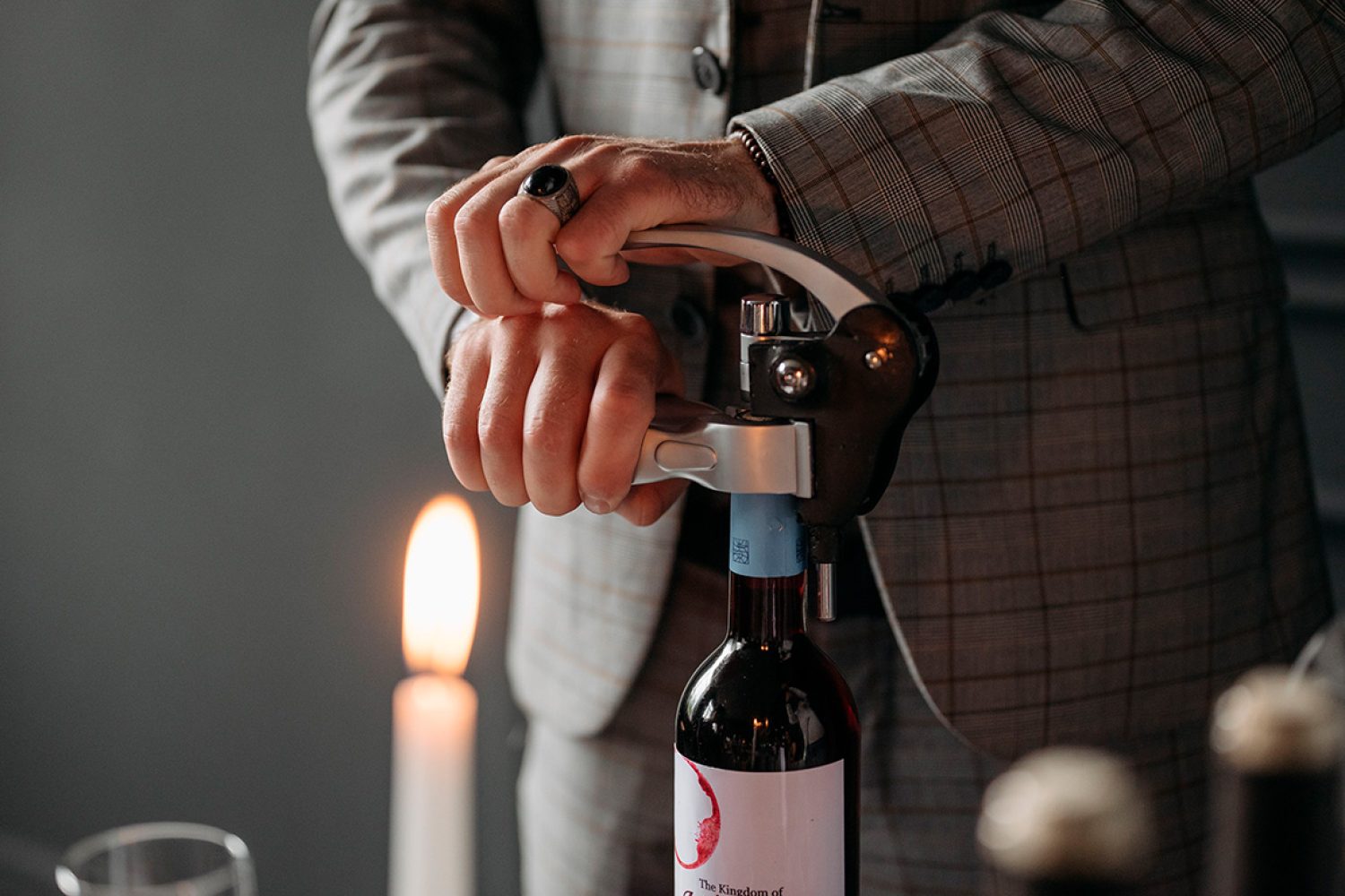 Cadeaux personnalisés pour amateur de vin : nos idées pour bien choisir
