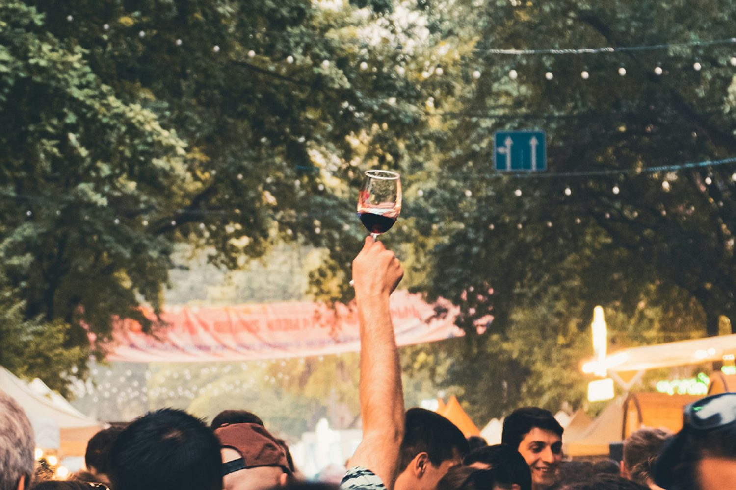 La Percée du Vin Jaune 2025 : pourquoi l’édition est annulée et ce qu’il faut savoir sur la prochaine fête