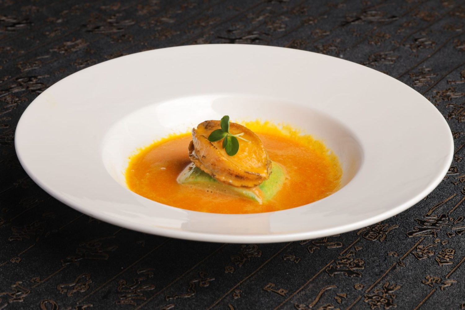 Sortie du Guide Michelin 2025 : date officielle, pays concernés et infos clés