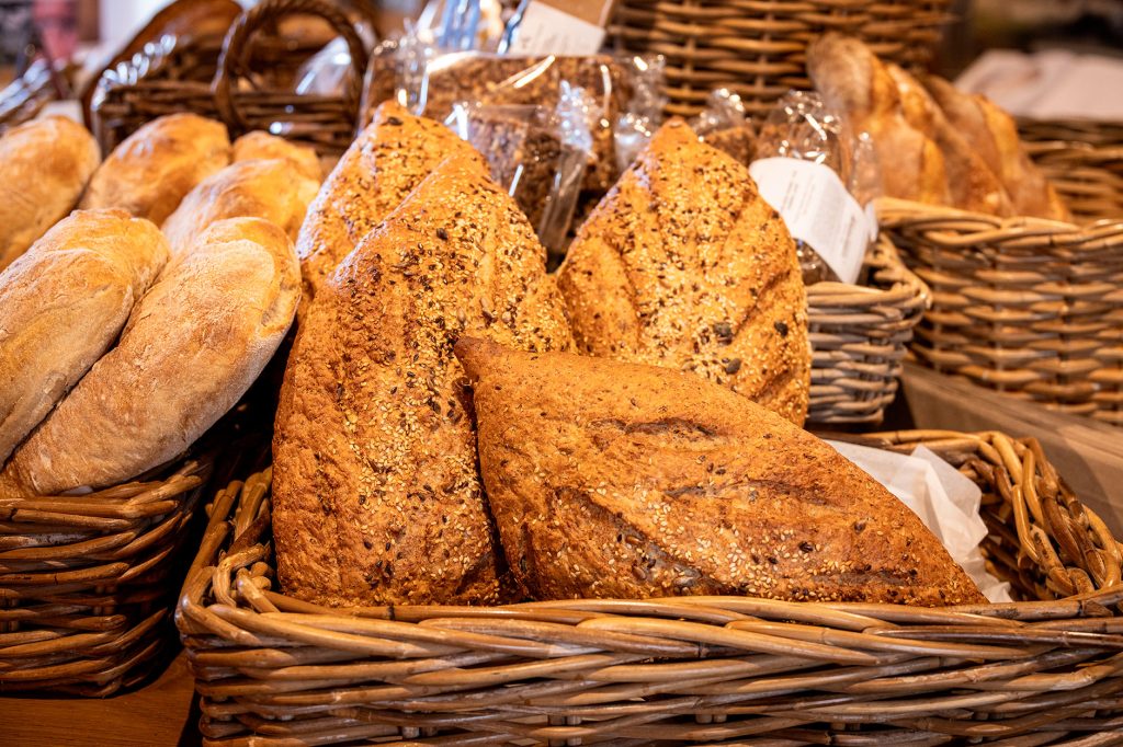 découvrez le concept unique de boulangerie ange, ses tarifs attractifs et trouvez l'adresse la plus proche de chez vous pour déguster ses délicieuses spécialités.