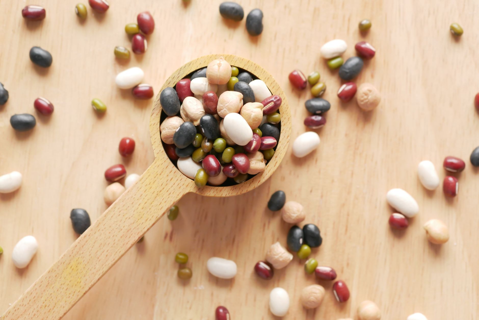 Aliments vegan riches en protéines : panorama pratique pour un placard bien garni — variété d'aliments vegan riches en protéines