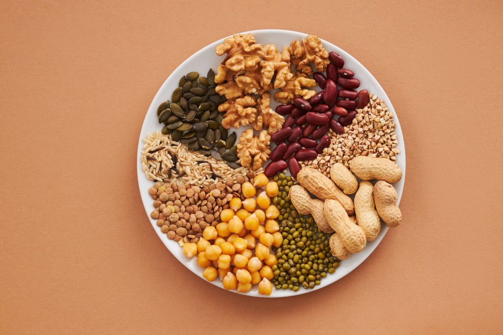 Aliment vegan riche en protéines — variété d'aliments vegan riches en protéines
