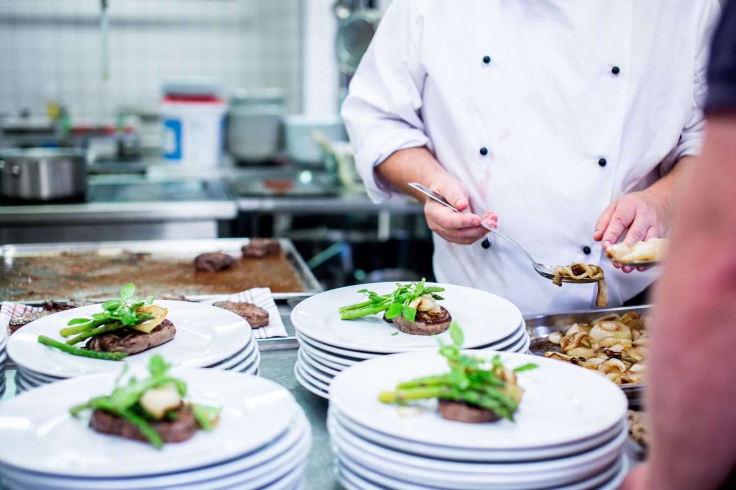 Chef cuisinier de Bernard Arnault : rôle, nom et secrets de cette collaboration prestigieuse