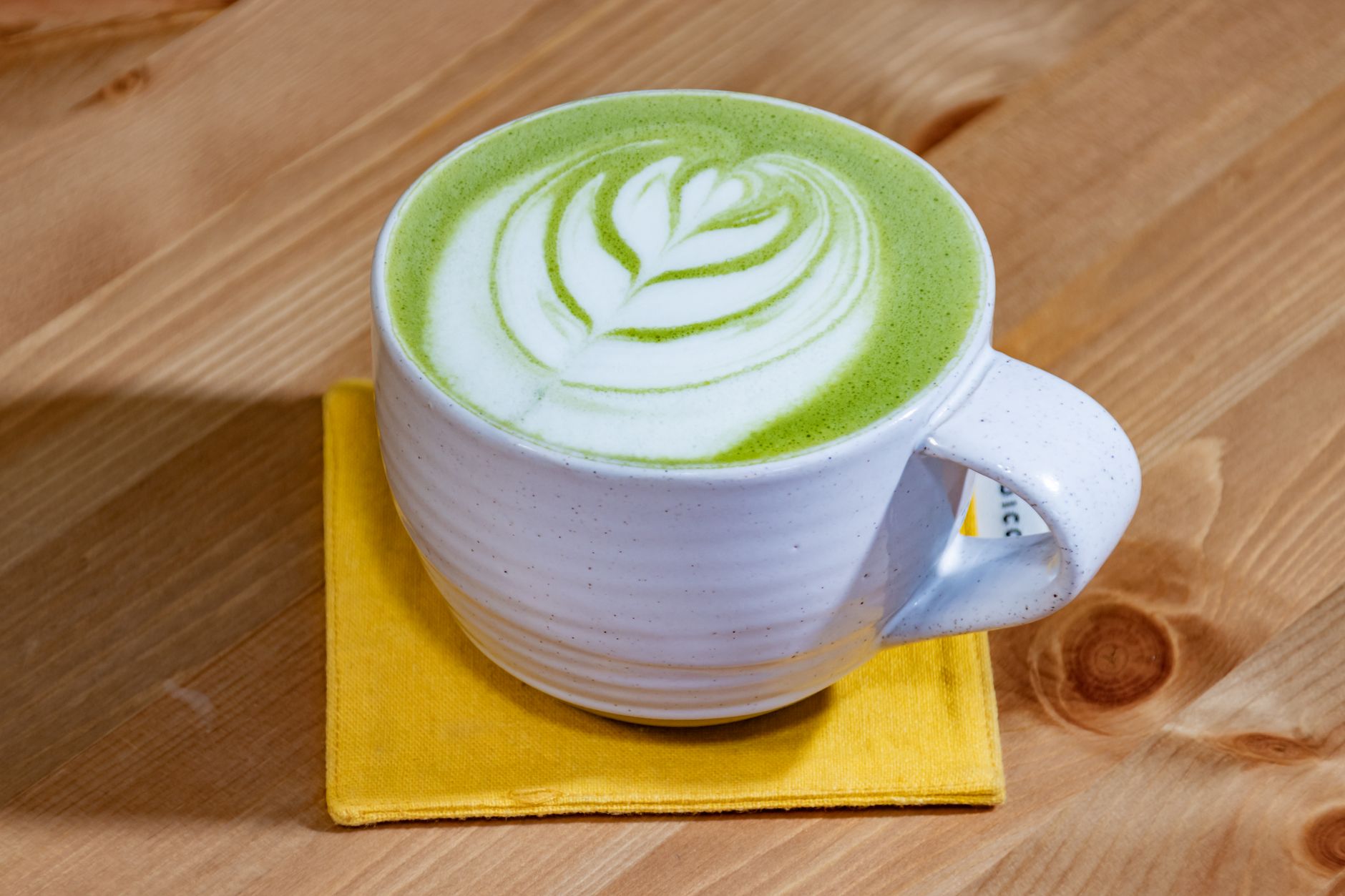 Milia Matcha : concept, ADN et place dans le paysage du matcha français — présentation de latte au matcha