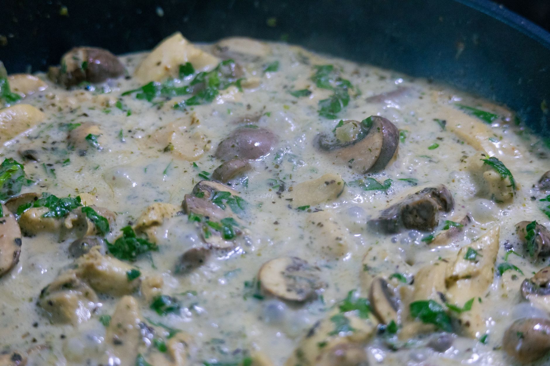 Sauté de dinde Cookeo idées — sauté de dinde avec sauce crémeuse