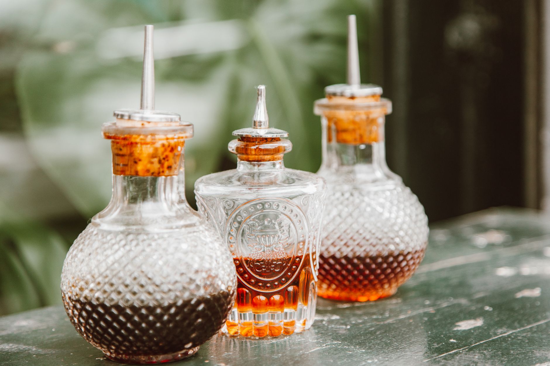 En bref : le vinaigre d’alcool est-il halal ? — bouteille de vinaigre d'alcool cuisine